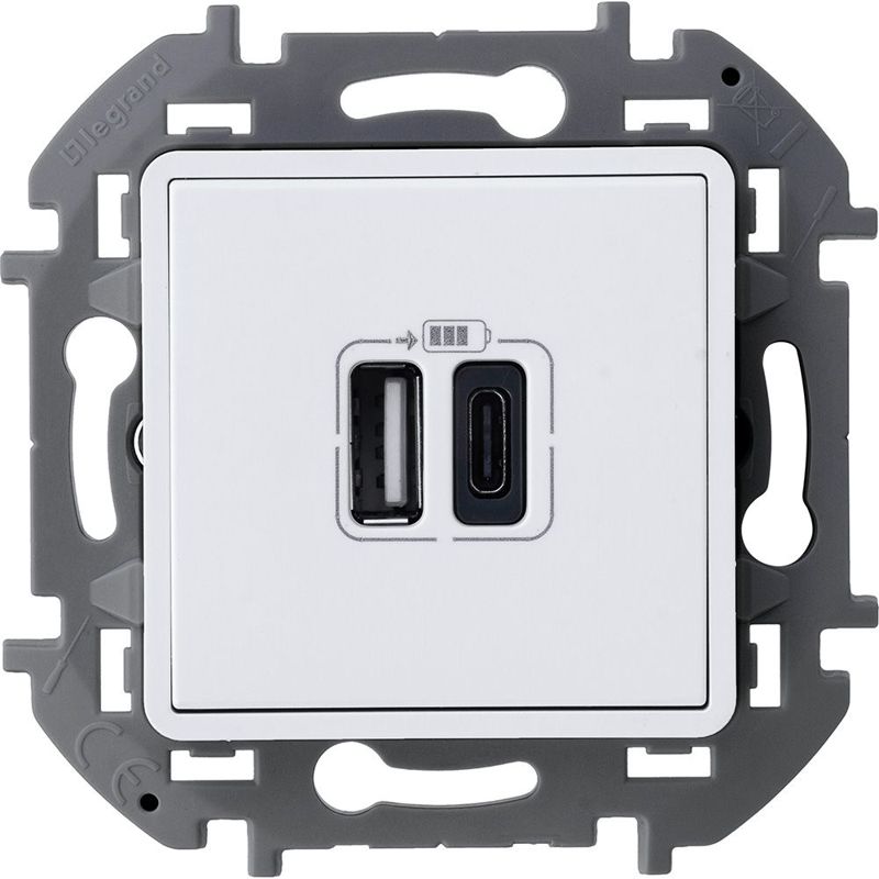 Устройство зарядное Inspiria с 2-мя USB разьемами A и C 240В/5В 3000мА бел. IEK 673760