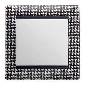 Переключатель проходной 1-кл. СП Valena 10А IP31 250В механизм бел. IEK 774406